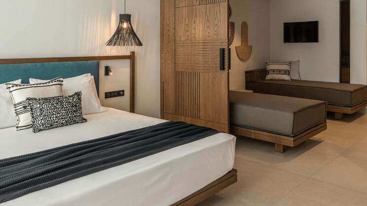 Sea Front Family Room